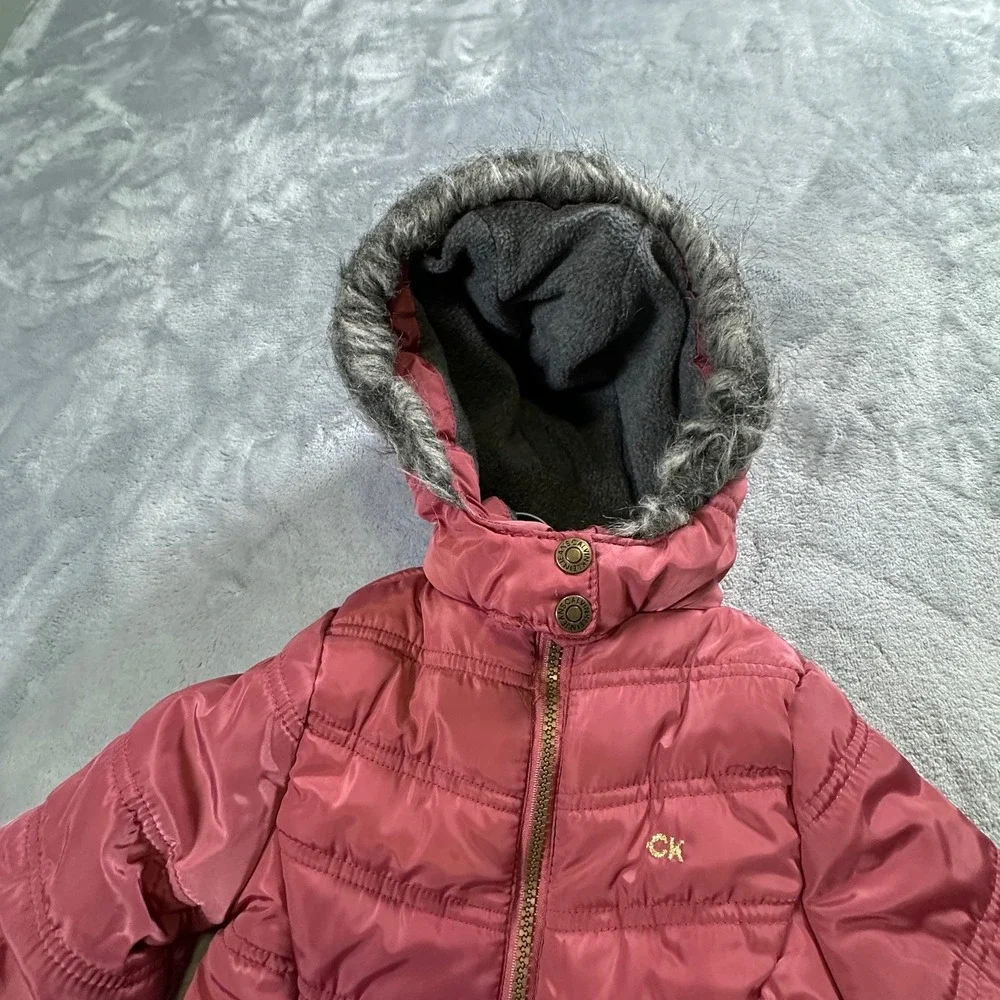 Calvin Klein‎ Girls Puffer Jacket Winter Coat Faux Fur Hood Sz 2T Warm Cozy Snow